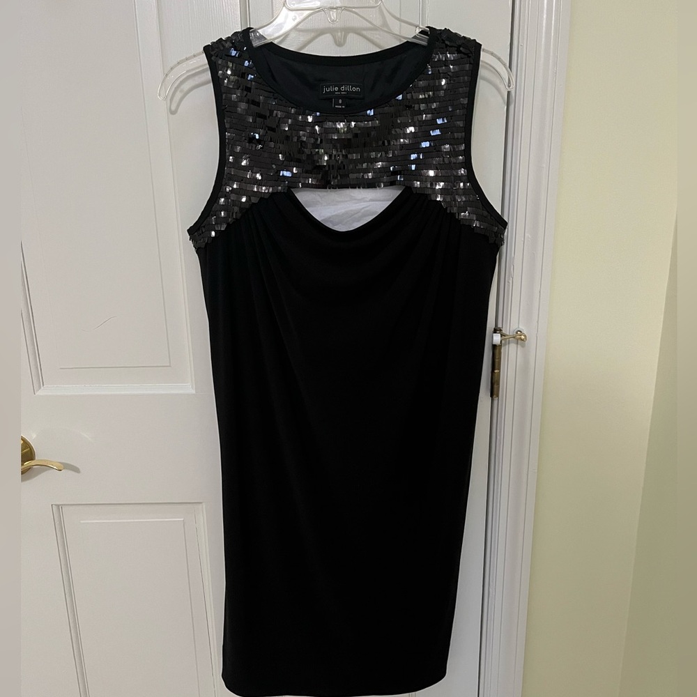 💥Julie Dillon Little Black Dress